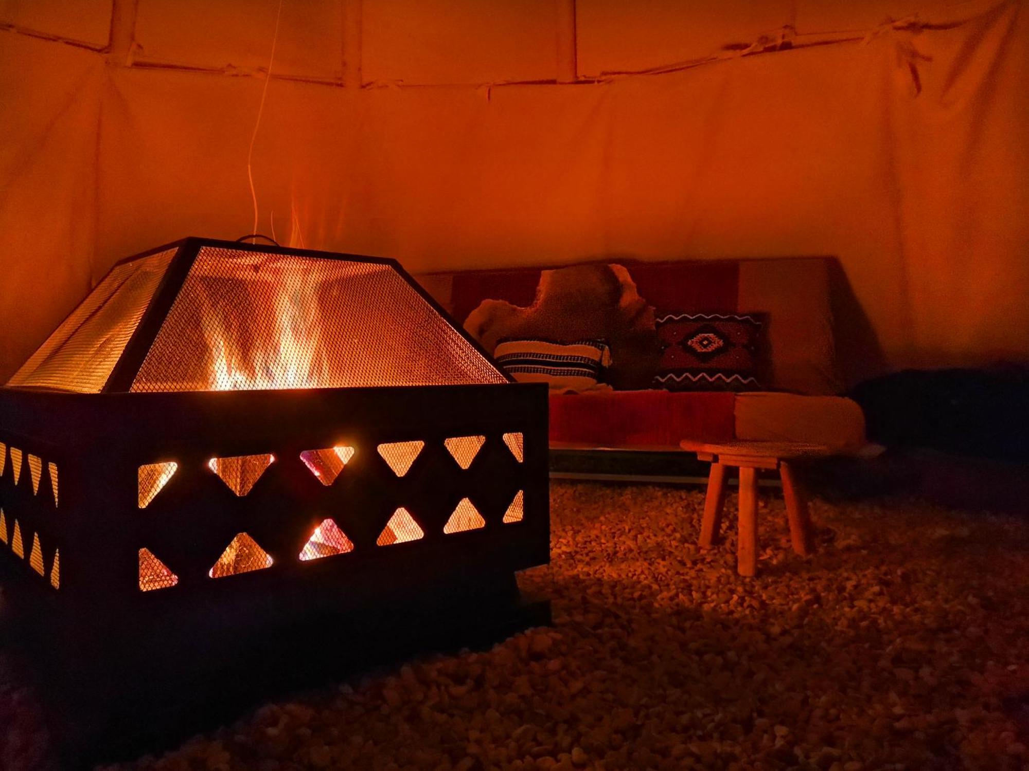 Hotel Teepee Camp Lounky Chodouny Exterior foto